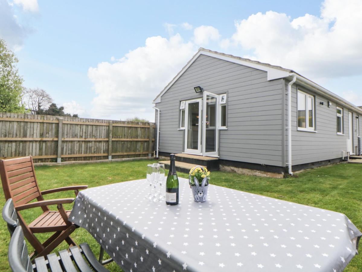 The Lodge Dawlish Bagian luar foto